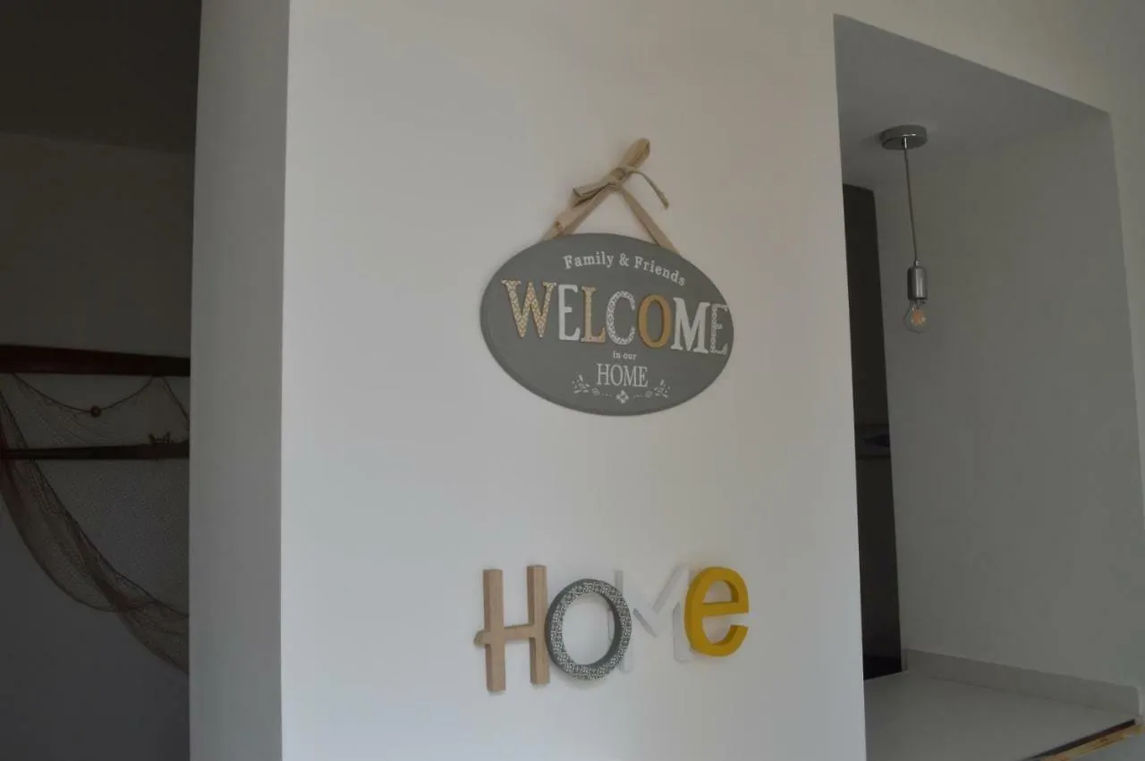 Casadelborgo Apartment Messina 0*,